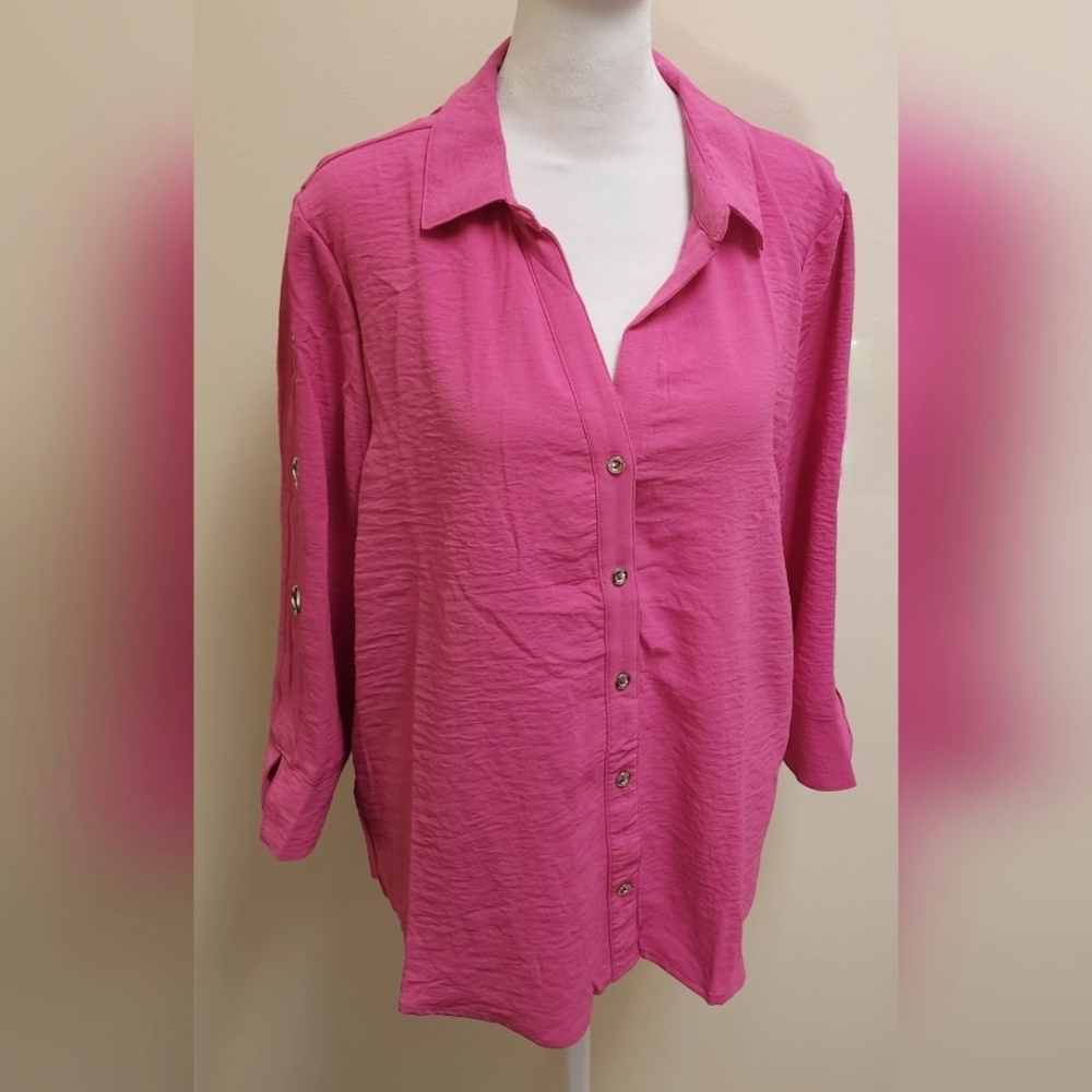NWT Fuscia with Silver Grommet Sleeves V-neck Button-up Blouse Women’s Size XL